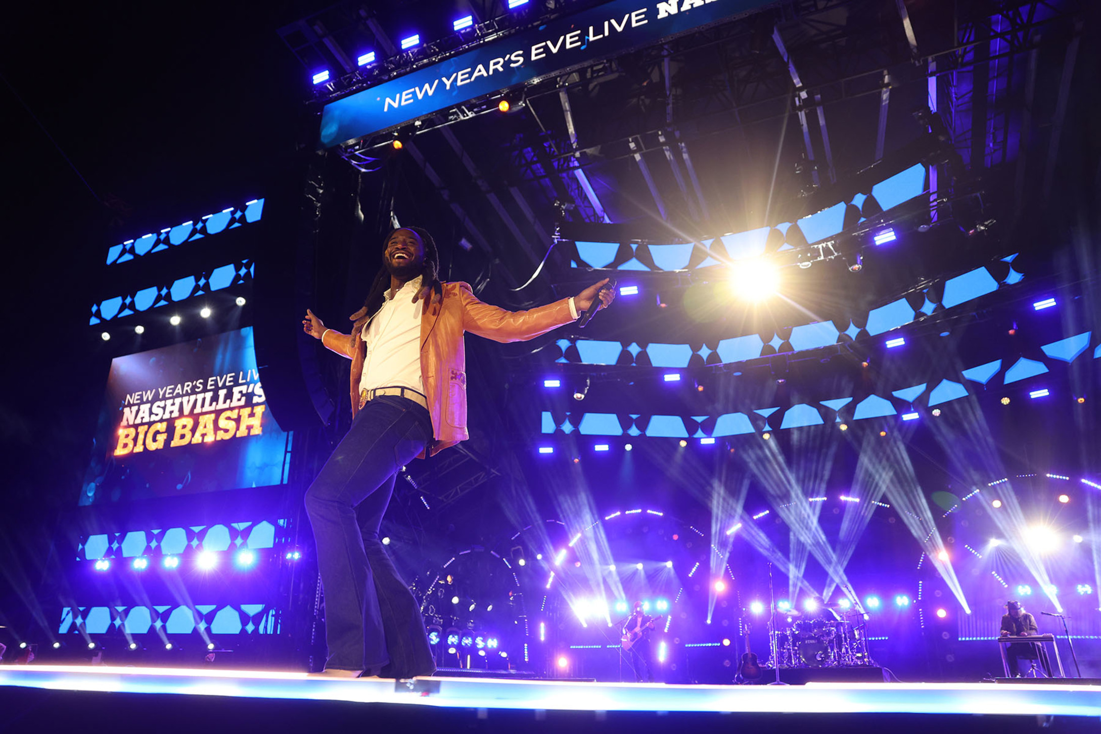 Robe Helps New Year's Eve Live: Nashville's Big Bash Go Large