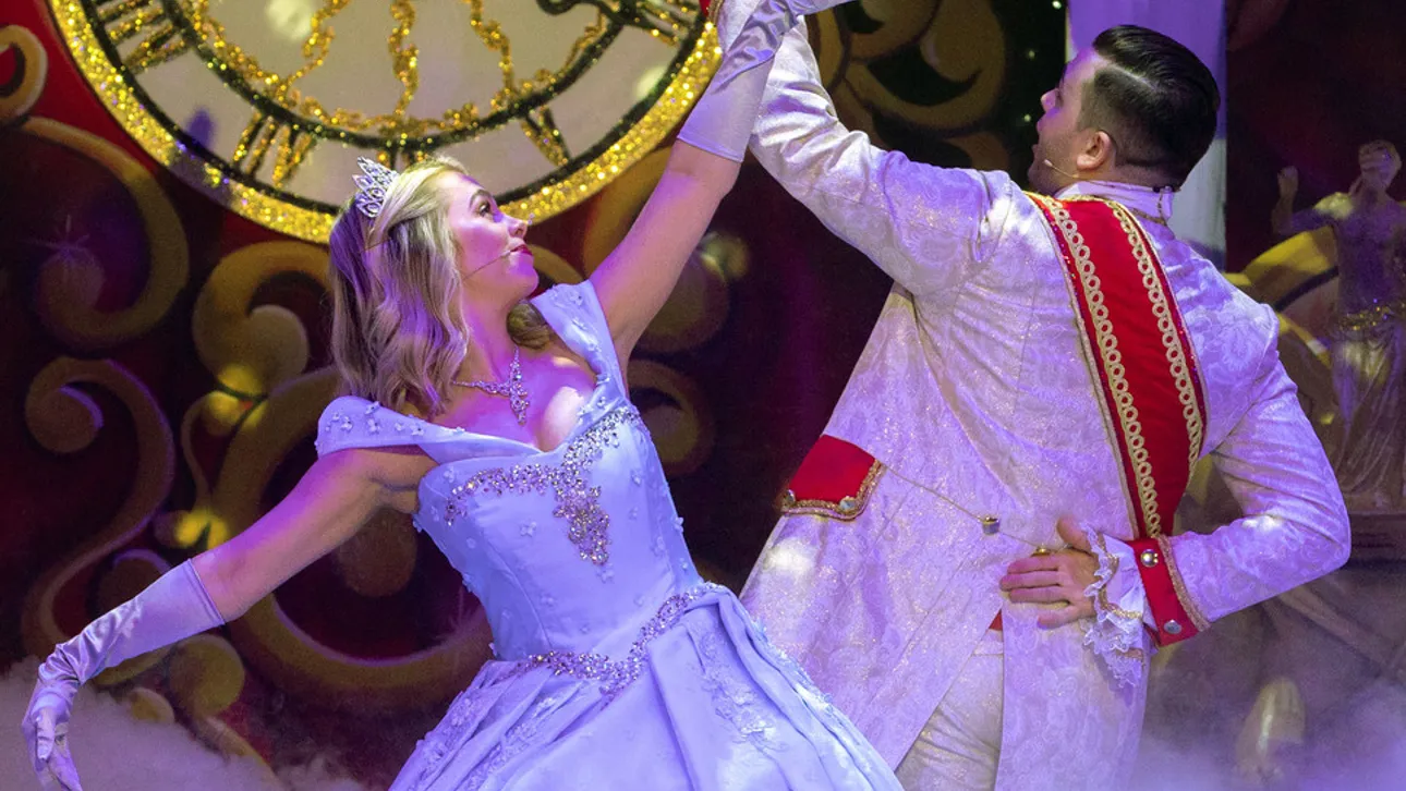 Panto Time for Robe