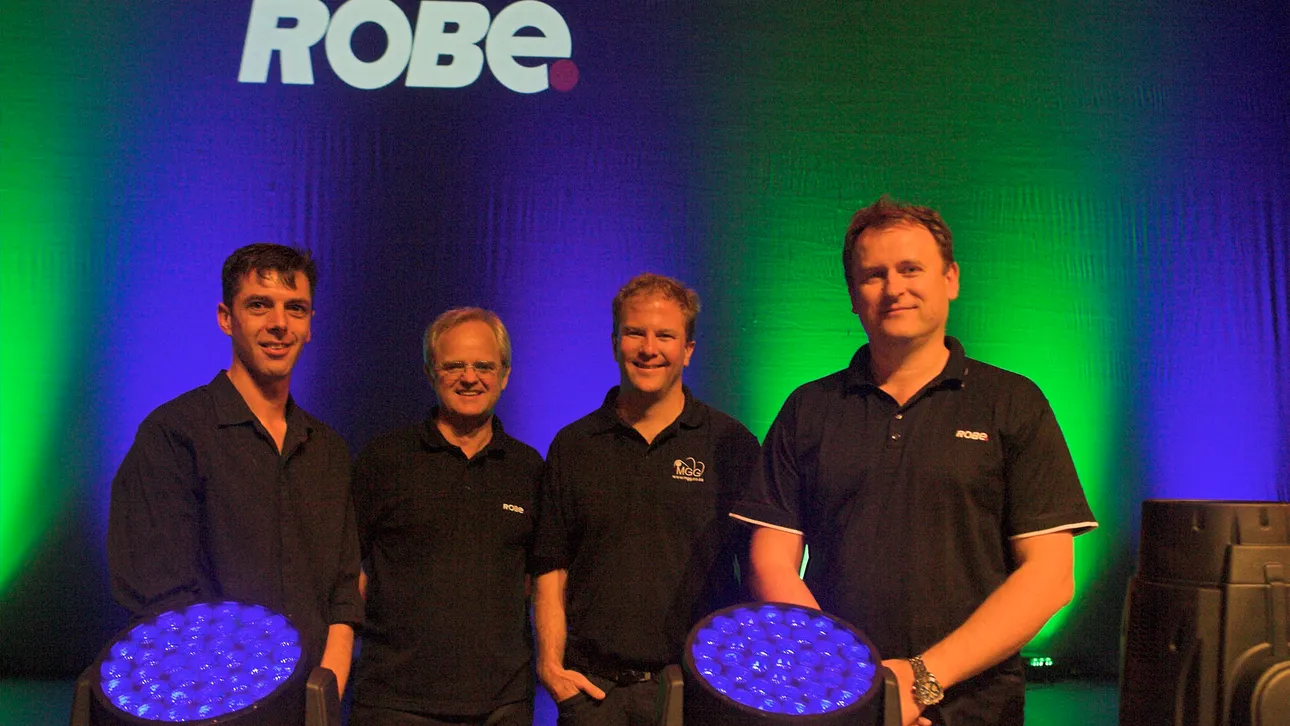 Robe_1000th_LEDWash_600_delivered_rob021559542.jpg
