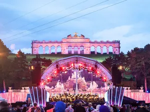 Robe Adds Magic for Summer Night Concert in Vienna