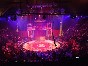 Robe LEDWash 600s for Roncalli Circus