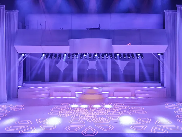 De Leest Rolls with Large Robe Investment