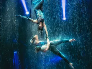 Robe Adds Some Magic to Circlassica Show