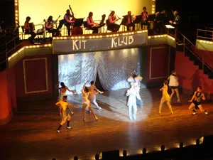 Life is a Cabaret for Robe at Teatro Las Condes in Chile