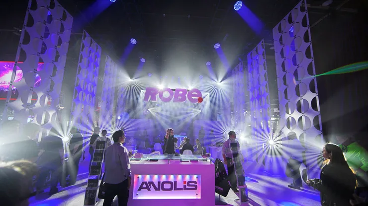 robe-at-ldi-2014-03.jpg