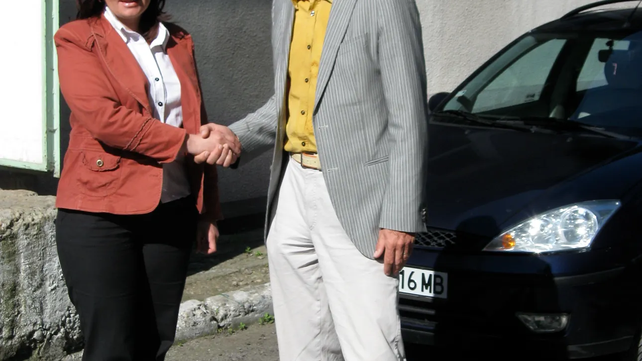 Bulgarian_Distributor_IMG_7446.jpg