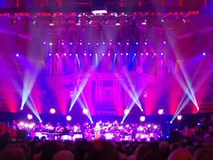 Gloria Estefan Makes A Pointe at The Royal Albert Hall