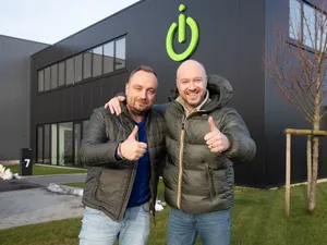 Massive Robe Order for 10 Top Belgian Theatres