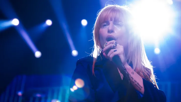 robe-paramore-2023-02.jpg