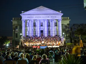 LEDWash 300s Color Piccolo Spoleto Festival