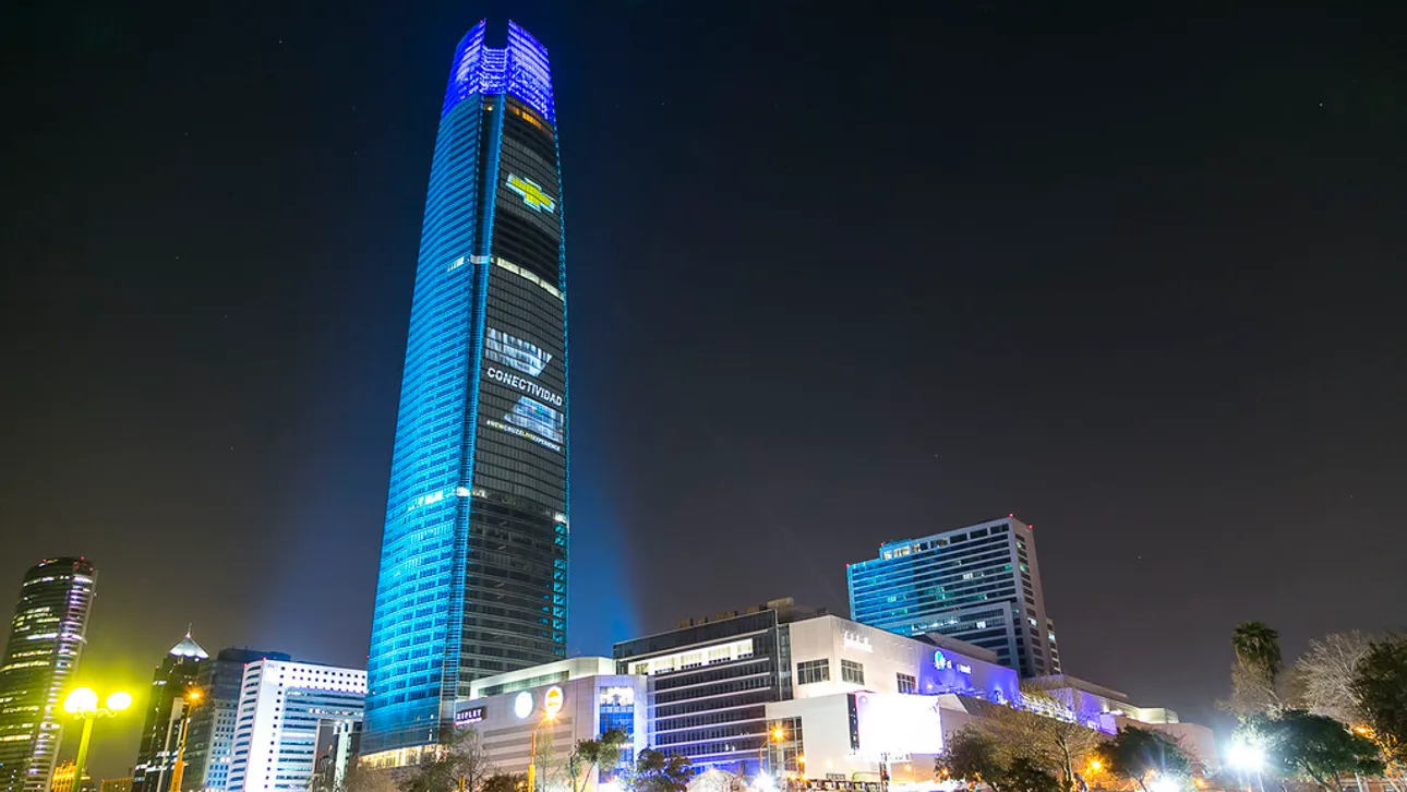 BMFLs Illuminate Tallest Tower in Latin America