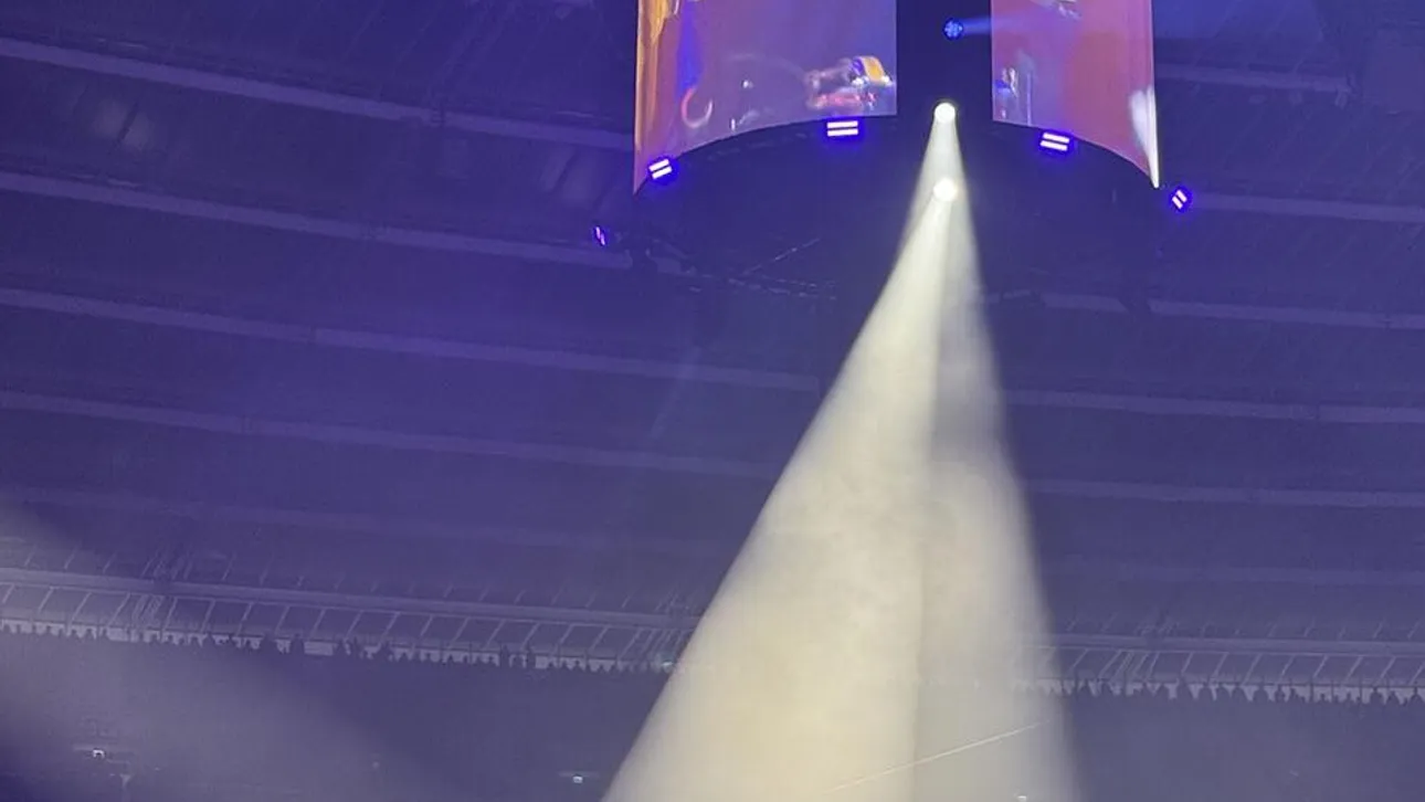Robe Spotlights Metallica’s Incredible M72 2026 Stadium Tour