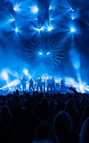 Tobias Rahim Rocks with Robe’s new Arianne 6 LED wash beams
