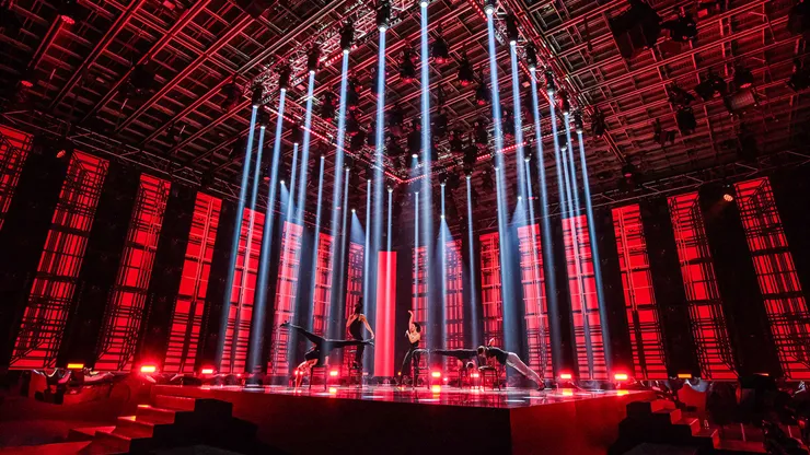 robe-slovenian-eurovision-2025-02.jpg