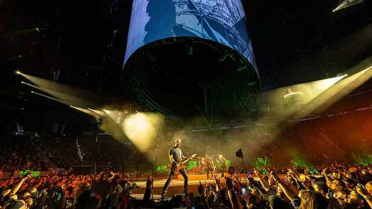 robe-metallica-40-04.jpg
