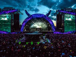 Мощный свет для настоящего рока. BMFL на концерте AC/DC