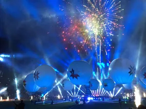 Robe Pointes Help Kick Off 2015 Copa America
