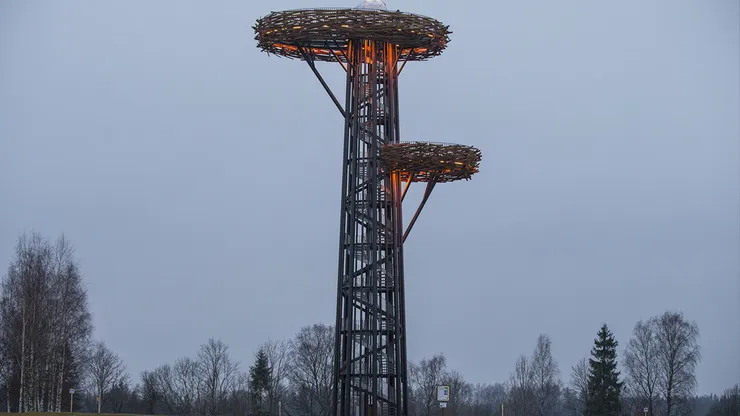 robe-rouge-watchtower-estonia-01.jpg