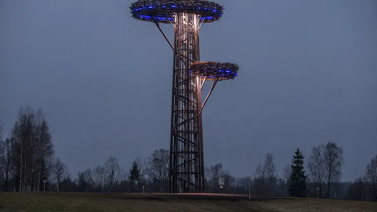 robe-rouge-watchtower-estonia-05.jpg