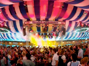Robe in the Limelight for Erdinger Herbstfest