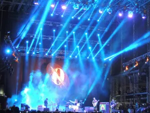 Robe In Brazil with Lollapalooza