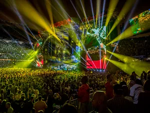 Grateful Dead Landmark event features Robe BMFLs