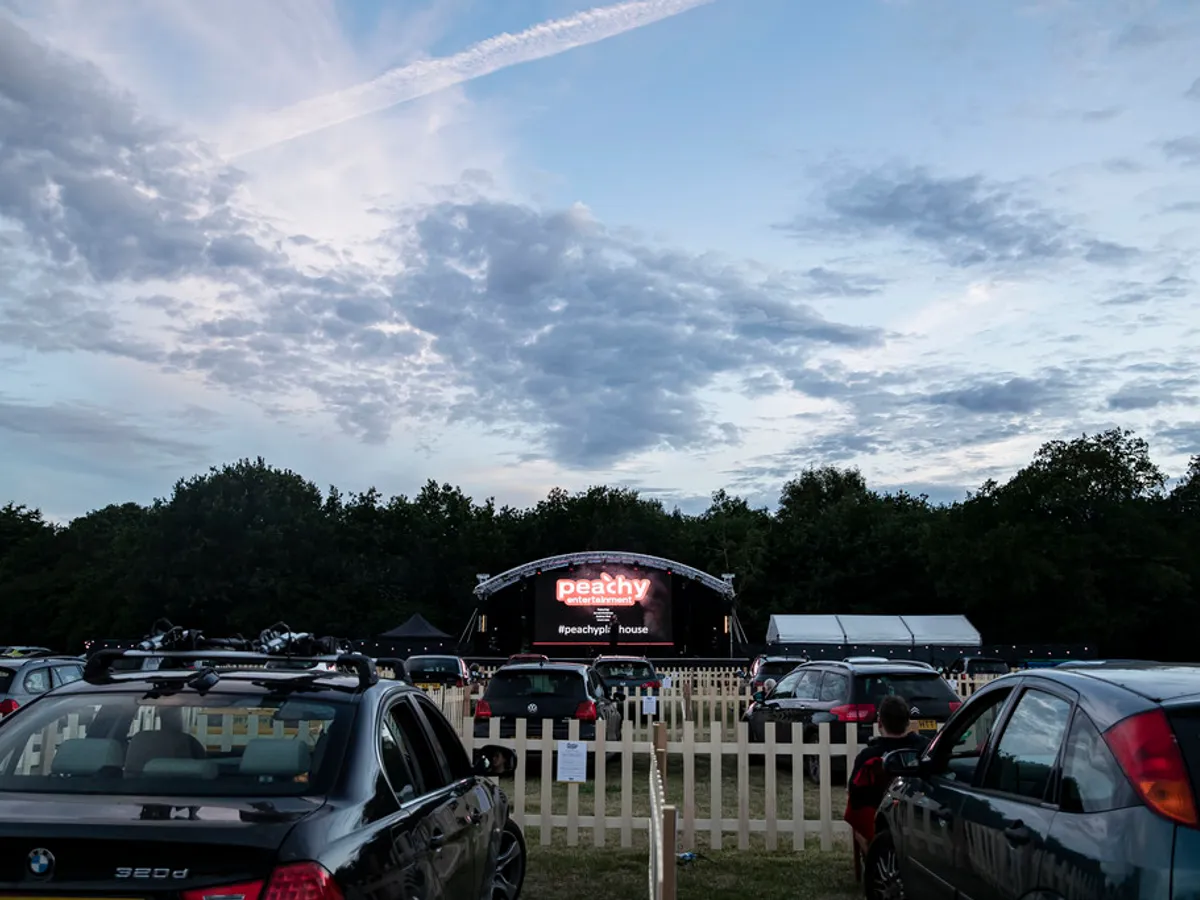 Robe Illuminates Peachy Playhouse Summer Live Entertainment Event
