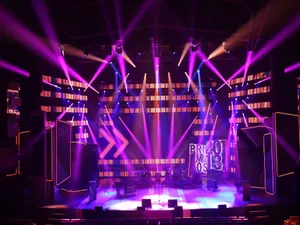 Robe Sparkles at Cadena Dial Awards