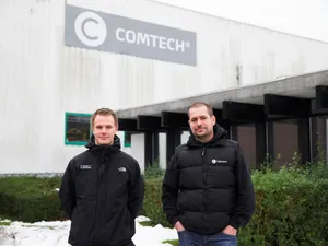 Comtech Copenhagen Gets The Robe BMFL Pointe
