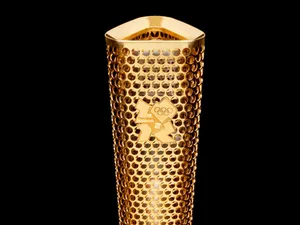 Robe Auctions OlympicTorch for Industry Charity