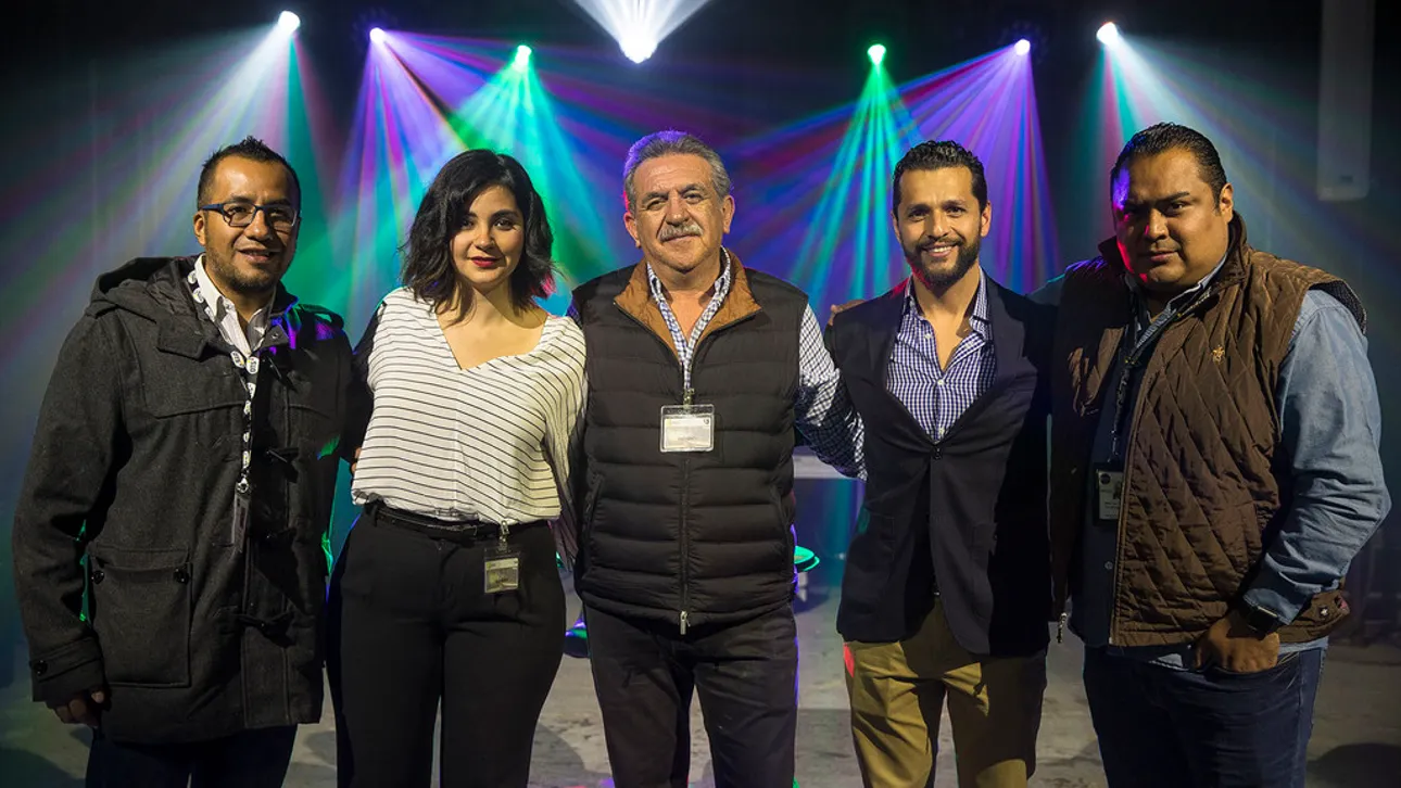 robe-ganesha-producciones-mexico-01.jpg