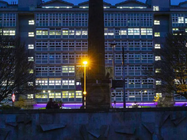Anolis ArcPar 150s for Wilberforce Monument Illuminations