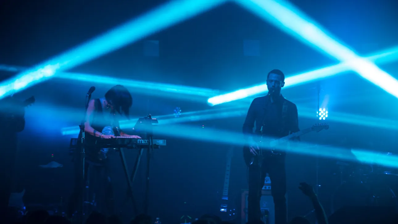 robe-for-phantogram-us-tour-2013.jpg
