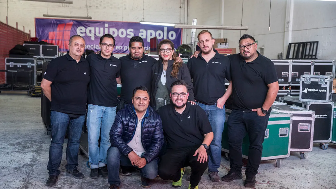 robe-equipos-apolos-mexico-01.jpg