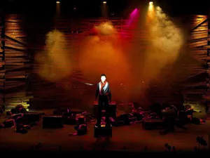 Robe Takes A Candide Approach
