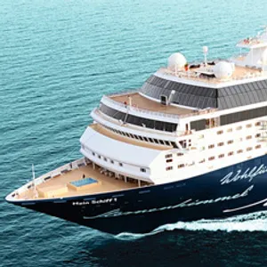 Cruise Ship