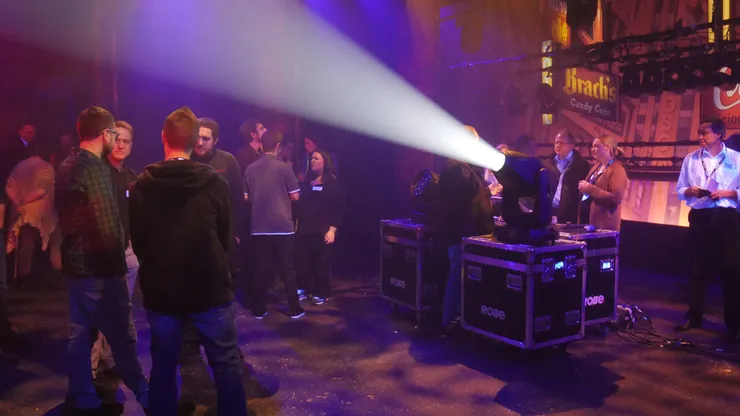 robe-gsa-led-theatrical-event-01.jpg