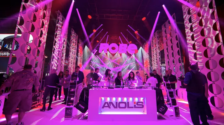 robe-at-ldi-2014-02.jpg
