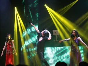 Todd Rundgren Goes Global with Robe