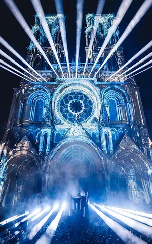 iBOLT, Monumental, Notre-Dame