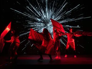 Robe Helps Spin Skulerevyen at Det Vestnorske Teateret