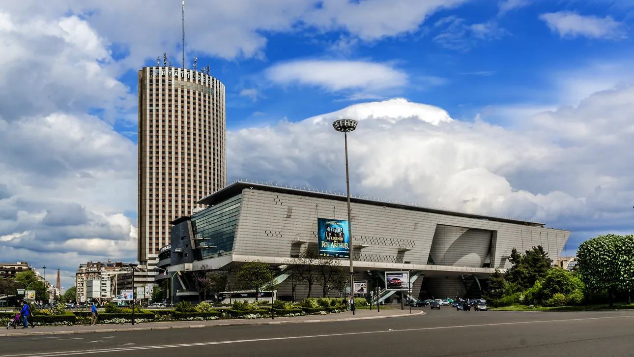 Palais de Congres Paris @ Kiev.Victor  Shutterstock.com.jpg